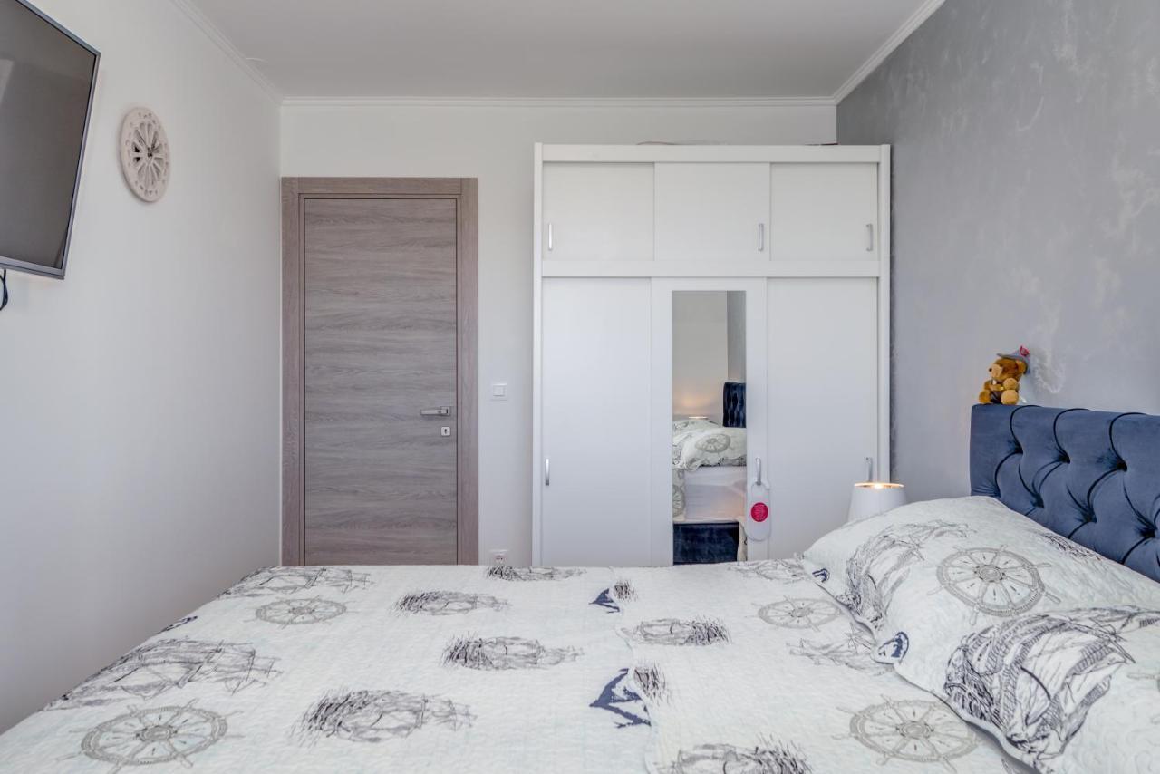 Searenity Apartment สปลิท ภายนอก รูปภาพ