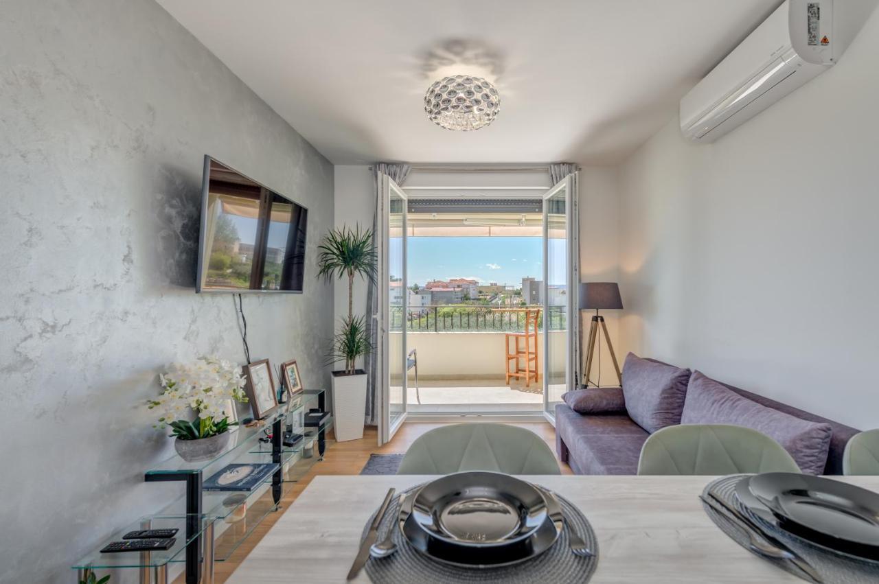 Searenity Apartment สปลิท ภายนอก รูปภาพ