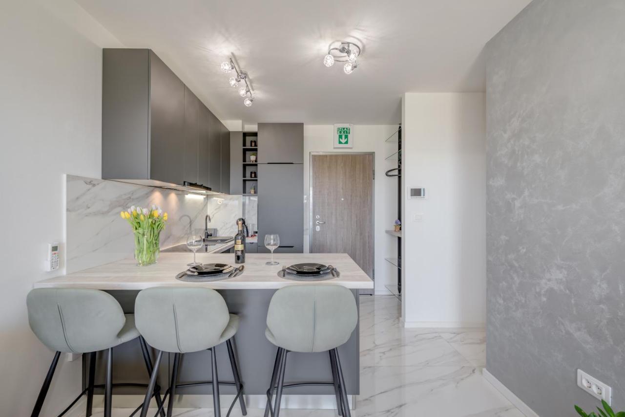 Searenity Apartment สปลิท ภายนอก รูปภาพ