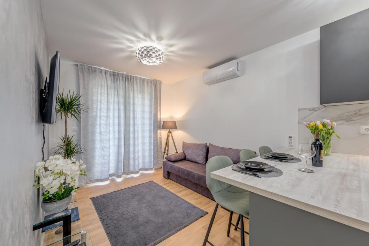 Searenity Apartment สปลิท ภายนอก รูปภาพ