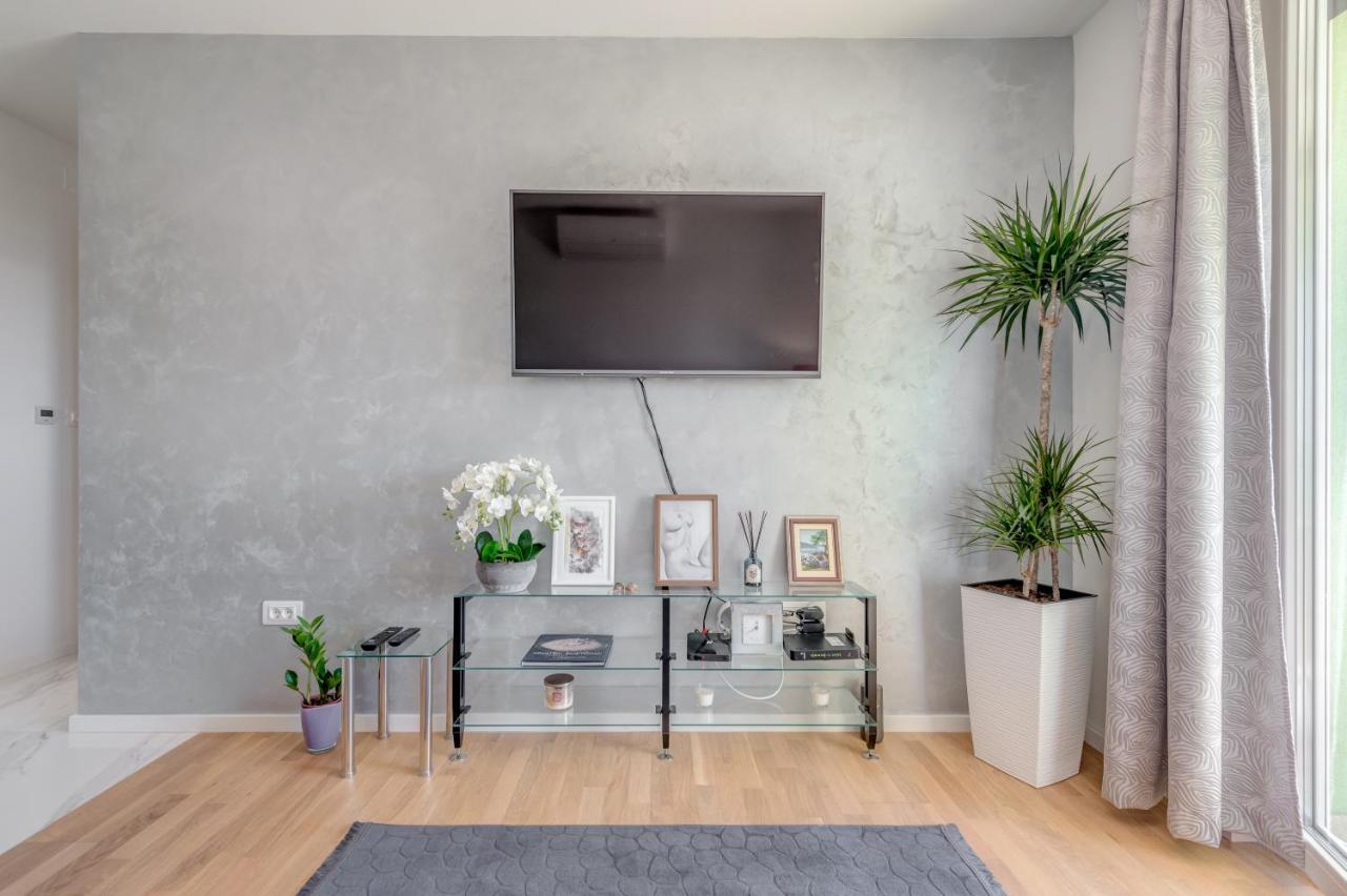 Searenity Apartment สปลิท ภายนอก รูปภาพ