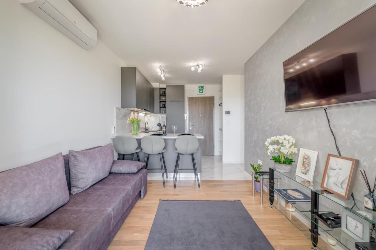 Searenity Apartment สปลิท ภายนอก รูปภาพ
